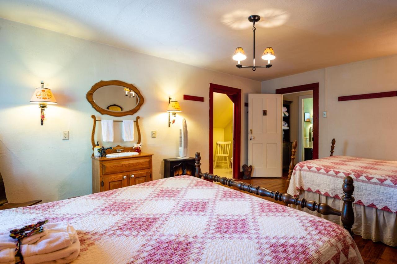 The Pines Of Dresden Bed & Breakfast Ngoại thất bức ảnh