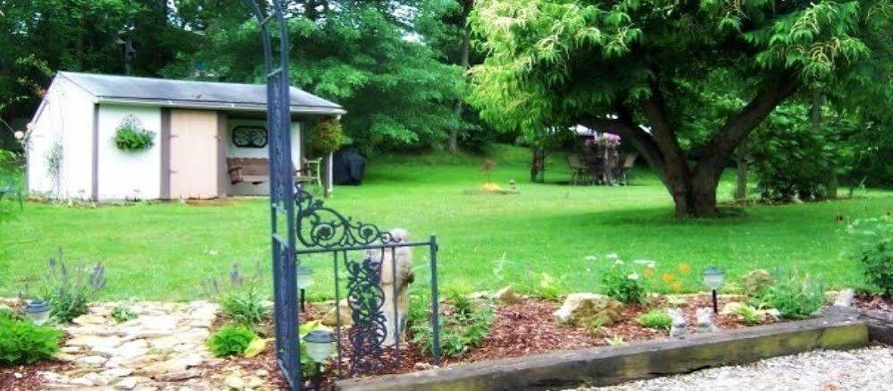 The Pines Of Dresden Bed & Breakfast Ngoại thất bức ảnh